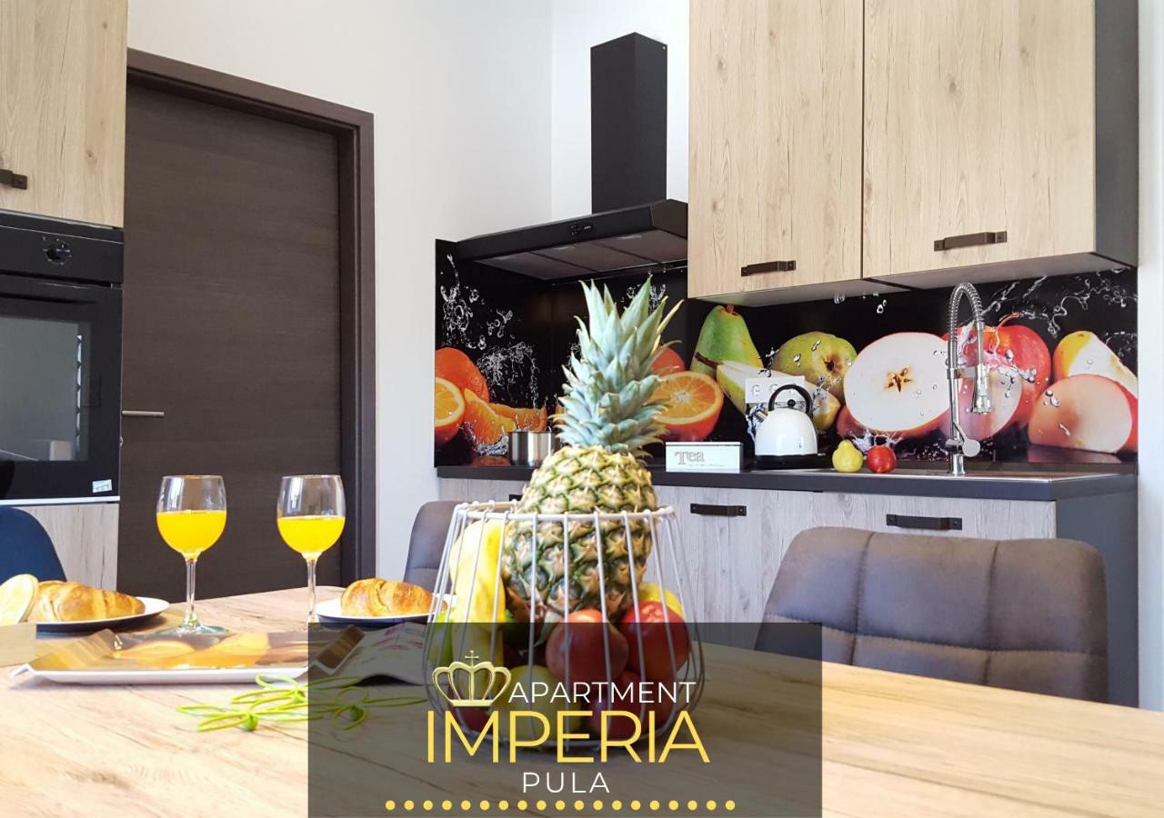 Apartment Imperia *** Pula Exterior photo